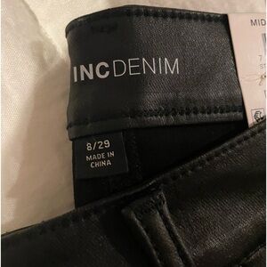 Woman’s black pants